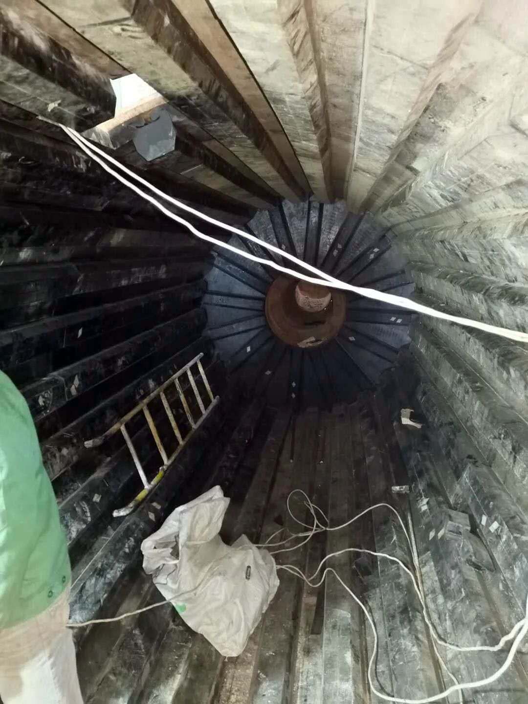 磨機橡膠襯板